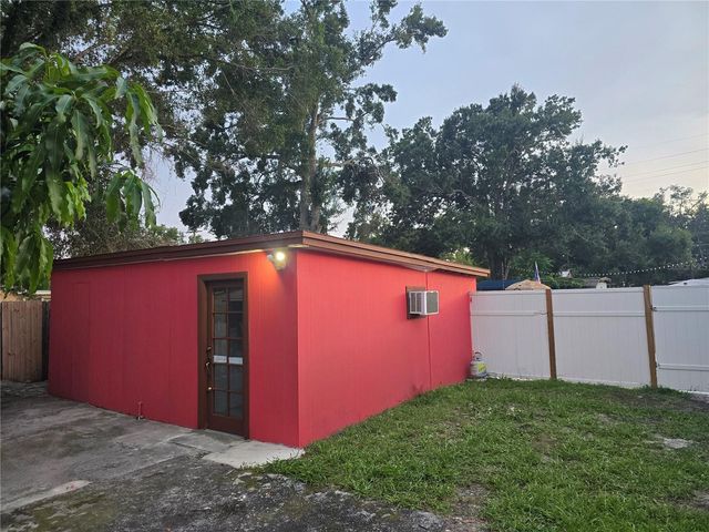 2538 W HIAWATHA STREET, Tampa, FL 33614