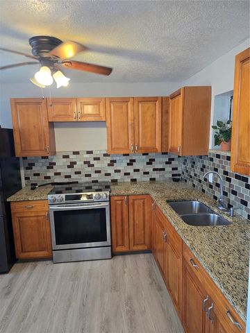 2538 W HIAWATHA STREET, Tampa, FL 33614