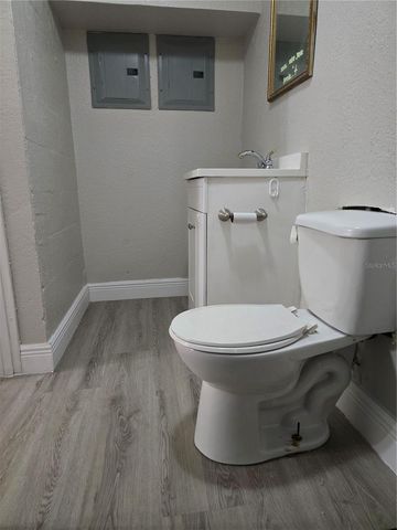 2538 W HIAWATHA STREET, Tampa, FL 33614