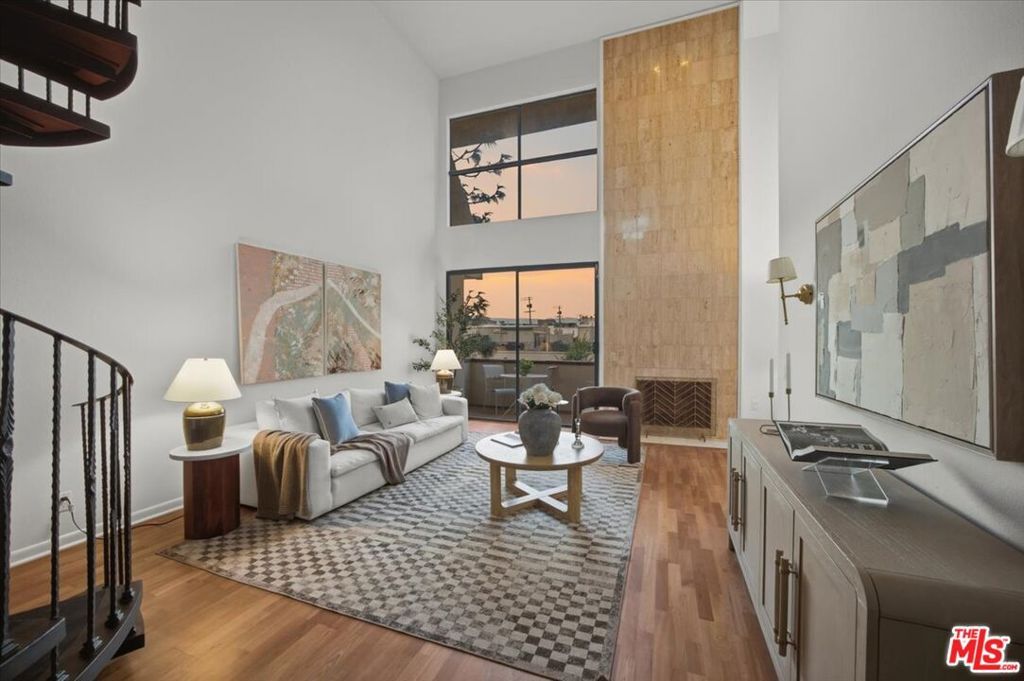 1271 Granville Avenue 402, Los Angeles, CA 90025 — photo 3