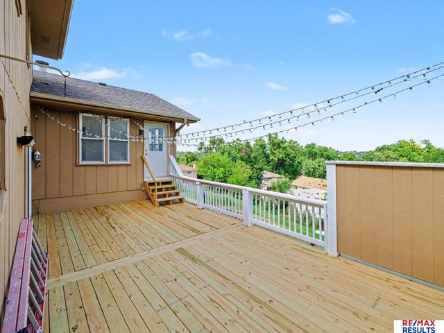 11426 Grand Circle, Omaha, NE 68164