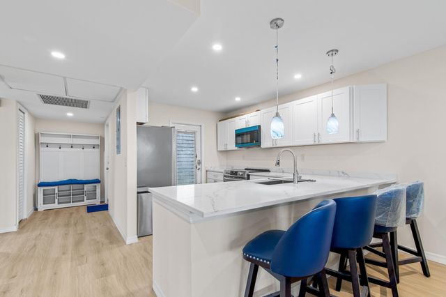 2901 S Palm Aire Drive 501, Pompano Beach, FL 33069