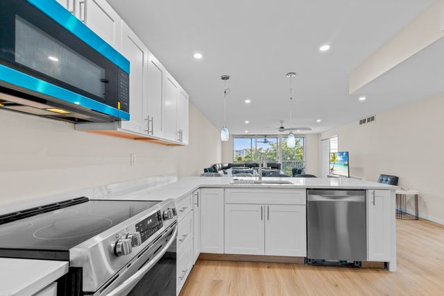 2901 S Palm Aire Drive 501, Pompano Beach, FL 33069