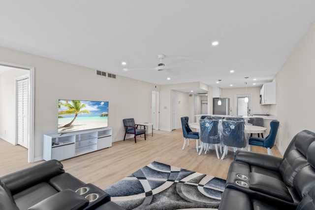 2901 S Palm Aire Drive 501, Pompano Beach, FL 33069