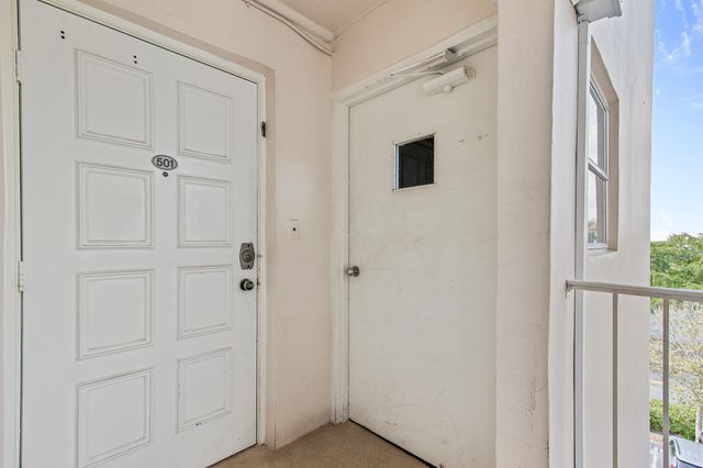 2901 S Palm Aire Drive 501, Pompano Beach, FL 33069