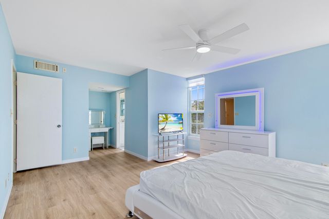 2901 S Palm Aire Drive 501, Pompano Beach, FL 33069