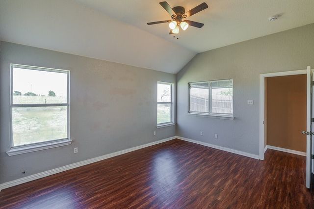 115 Chambers Creek Circle, Maypearl, TX 76064