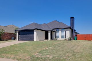 115 Chambers Creek Circle, Maypearl, TX 76064