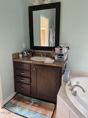 325 Southeast Woodland Court, Wise, VA 24293