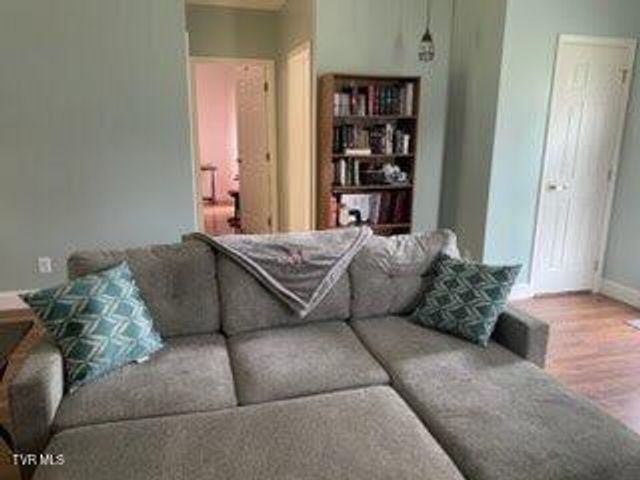 325 Southeast Woodland Court, Wise, VA 24293