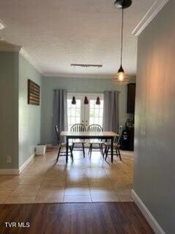 325 Southeast Woodland Court, Wise, VA 24293