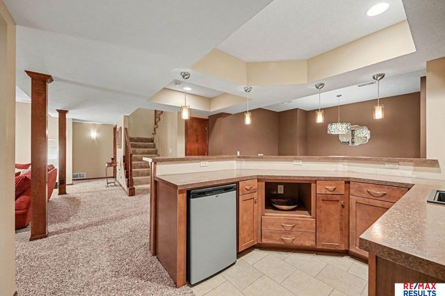 16605 Timberlane Drive, Omaha, NE 68136