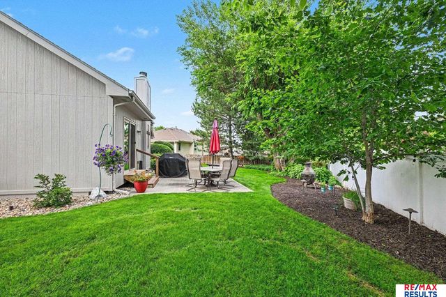 16605 Timberlane Drive, Omaha, NE 68136