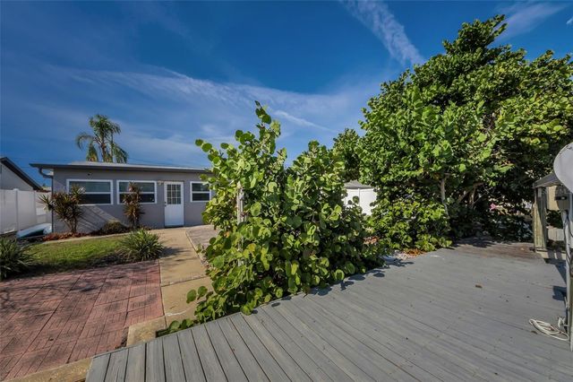 13926 DARLENE AVENUE, Hudson, FL 34667