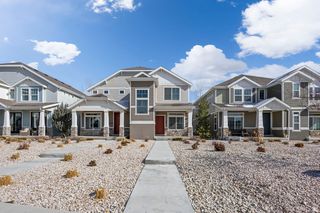 186 S RIVERSIDE DR, Saratoga Springs, UT 84045
