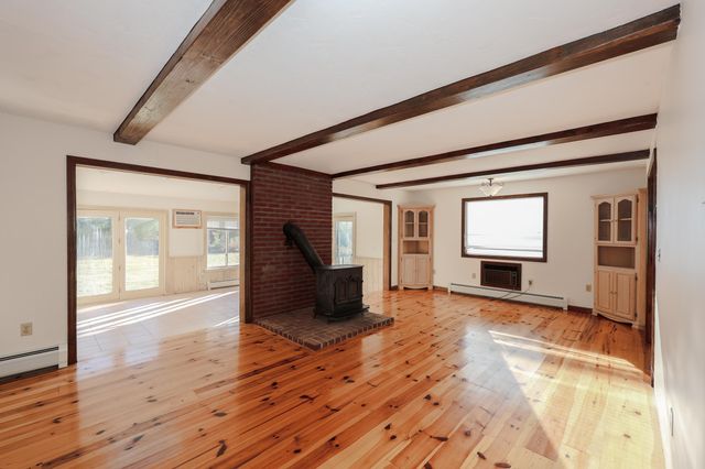 153 Carter Hill Road, Concord, NH 03301