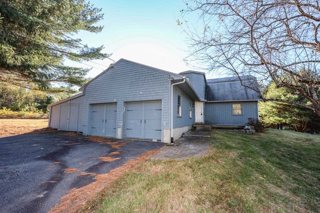 153 Carter Hill Road, Concord, NH 03301