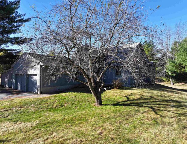 153 Carter Hill Road, Concord, NH 03301