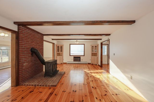 153 Carter Hill Road, Concord, NH 03301