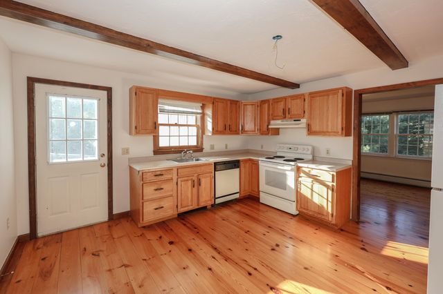 153 Carter Hill Road, Concord, NH 03301