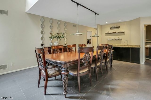 5 Audubon Trail, Boonton Twp., NJ 07005