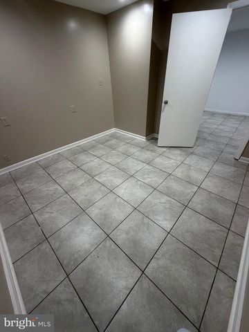 1729 IVERSON ST, Oxon Hill, MD 20745