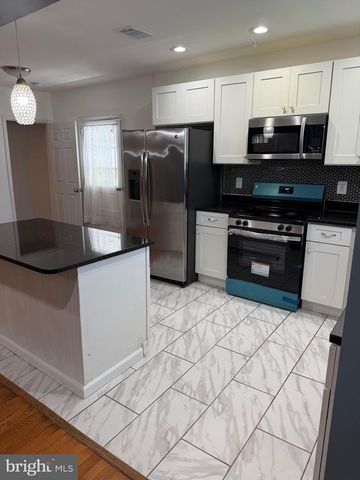 1729 IVERSON ST, Oxon Hill, MD 20745
