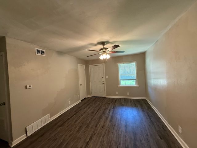 2506 Normont Circle, Fort Worth, TX 76103