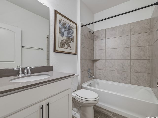 12243 Black Hat, San Antonio, TX 78254