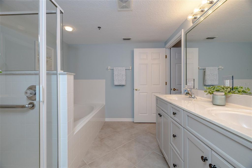 Image 20 of property listing at 5300 S ATLANTIC AVENUE 8-304, New Smyrna Beach, FL 32169