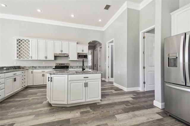 6644 COUNTRY CLUB ROAD, Wesley Chapel, FL 33544