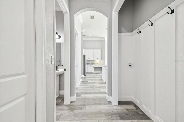 6644 COUNTRY CLUB ROAD, Wesley Chapel, FL 33544