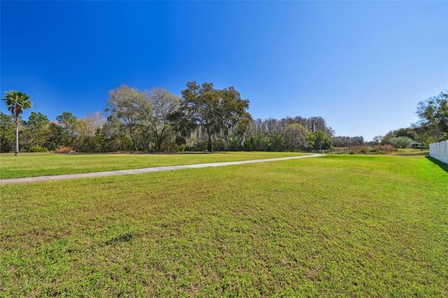 6644 COUNTRY CLUB ROAD, Wesley Chapel, FL 33544