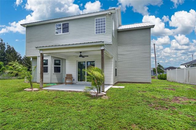 428 SW 19TH AVENUE, Cape Coral, FL 33991
