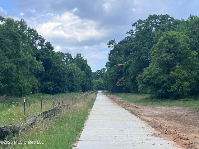 304 E Sixth Avenue, Petal, MS 39465