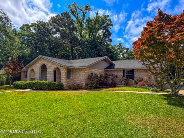 304 E Sixth Avenue, Petal, MS 39465