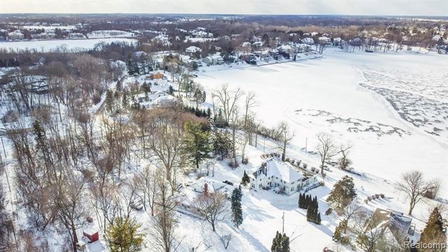 0001 Klingensmith Road, Bloomfield Hills, MI 48302