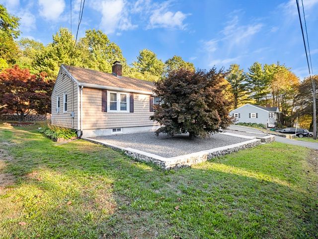 43 Moon Road, Lynn, MA 01904