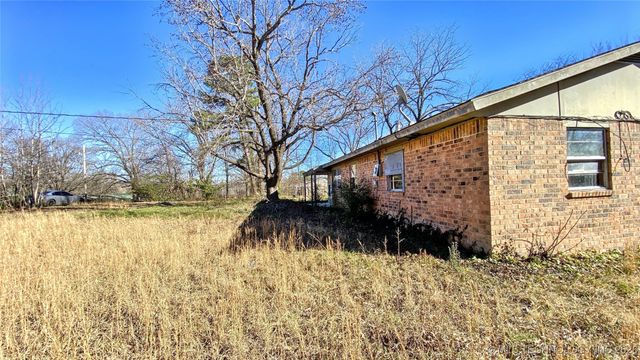 465880 E 861 Road, Stilwell, OK 74960