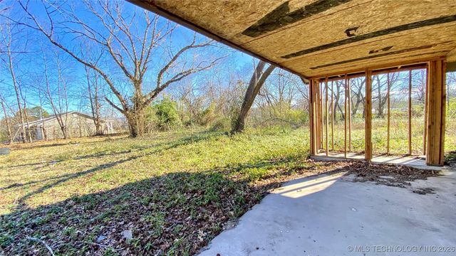 465880 E 861 Road, Stilwell, OK 74960