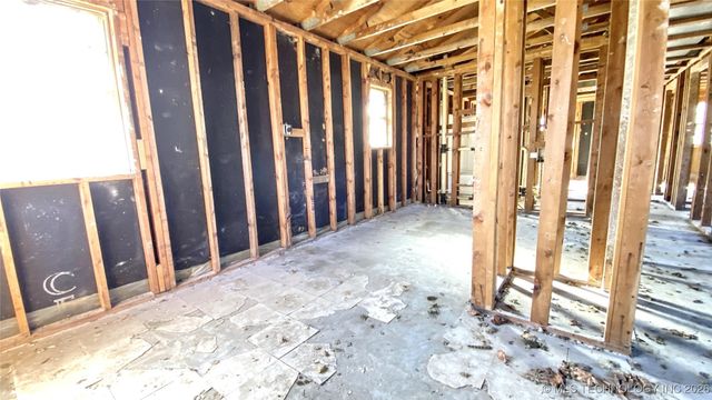 465880 E 861 Road, Stilwell, OK 74960