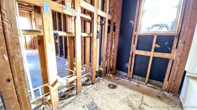 465880 E 861 Road, Stilwell, OK 74960