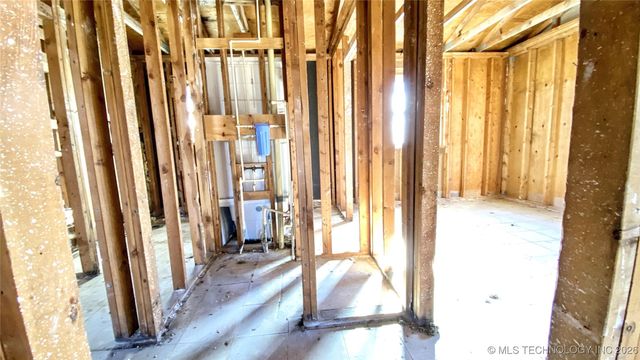 465880 E 861 Road, Stilwell, OK 74960