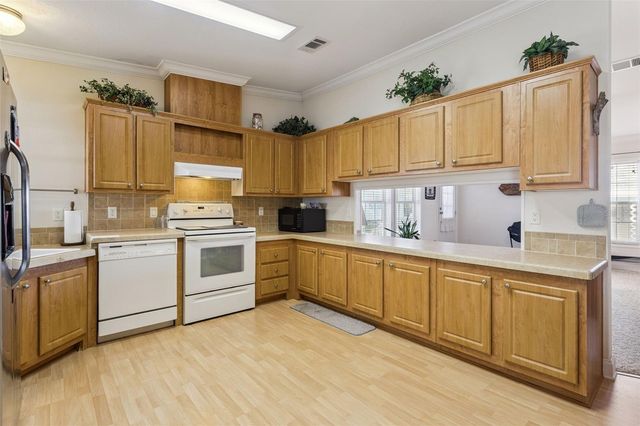 212 PALM MEADOWS DRIVE, Eustis, FL 32726