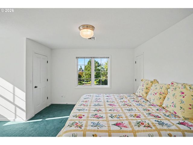 12024 S SHADOW HILLS Ct, Turner, OR 97392