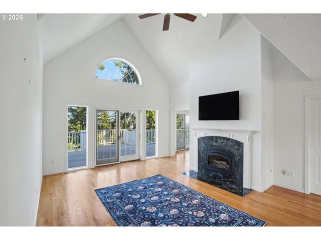 12024 S SHADOW HILLS Ct, Turner, OR 97392