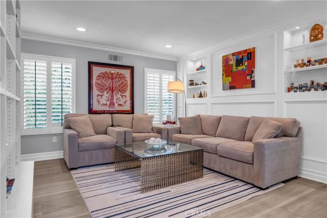 23 Galeana, Lake Forest, CA 92610