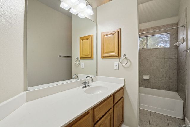 14514 Gunter Ave, San Antonio, TX 78254