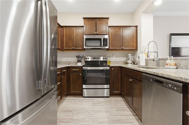 909 Kathy Ann WAY W, Carrollton, VA 23314