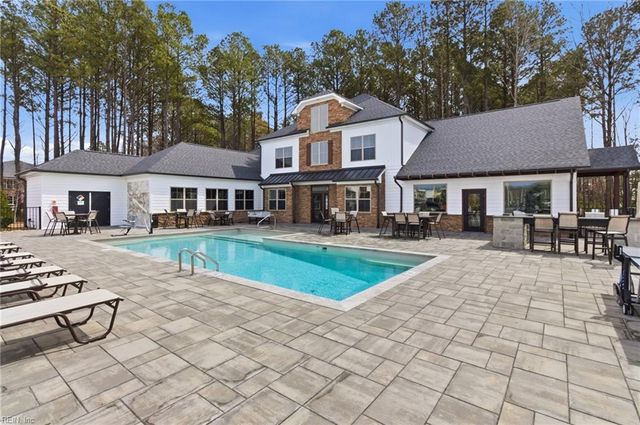 909 Kathy Ann WAY W, Carrollton, VA 23314